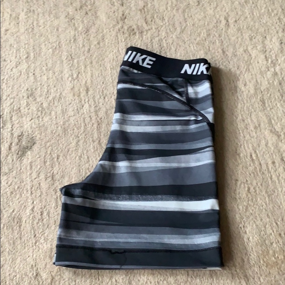 Nike shorts size small